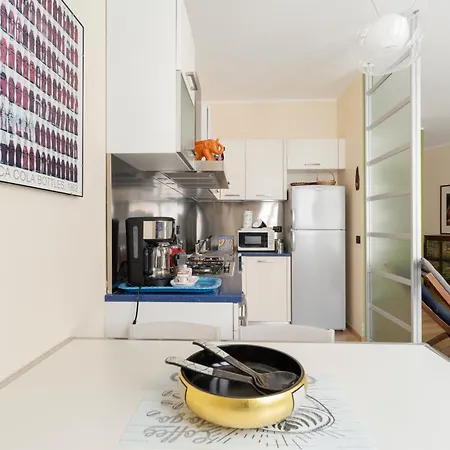 Guesthost - Comfy Terrace Flat Nolo & Pasteur Mm1 Mediolan