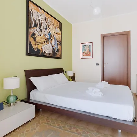 Guesthost - Comfy Terrace Flat Nolo & Pasteur Mm1 * Mediolan