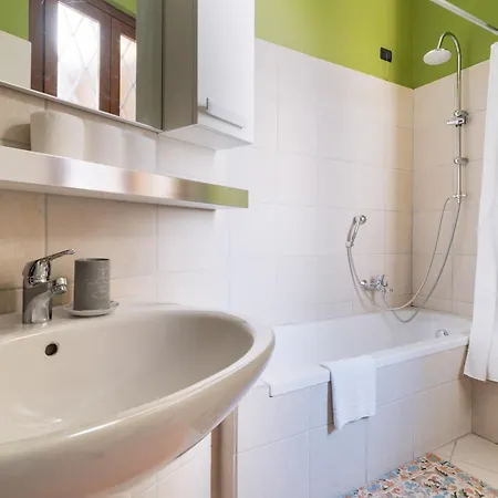 Appartamento Guesthost - Comfy Terrace Flat Nolo & Pasteur Mm1 *