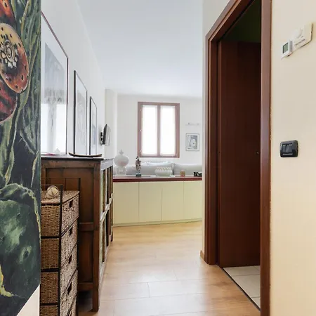 Guesthost - Comfy Terrace Flat Nolo & Pasteur Mm1 * Mediolan